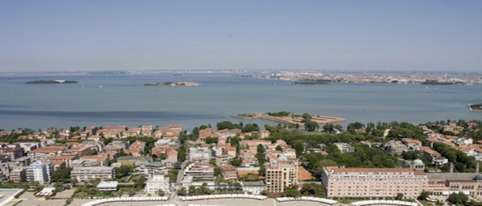 Lido di Venezia: bando per affidare alle associazioni locali la gestione delle spiagge