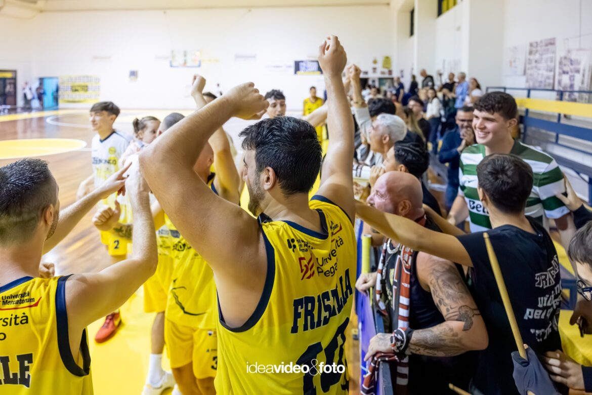 L’Automondo Virtus Trapani, tra le mura amiche del PalaVirtus supera la Cestistica Gioiese con il risultato finale di 66-61