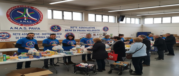 I volontari della Rete nazionale associativa ANAS in campo per la consegna di beni di prima necessità