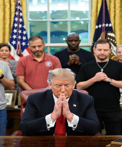 Trump, i predicatori, e…le Crociate.