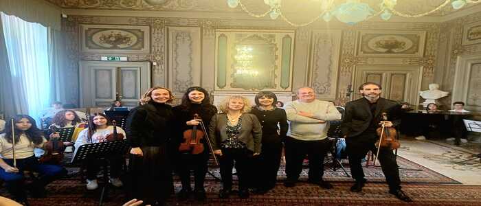 L’Istituto Comprensivo A. Gramsci di Aprilia e la Scuola Polacca di Roma con sede ad Ostia, ospiti all’Istituto Polacco di Roma. 